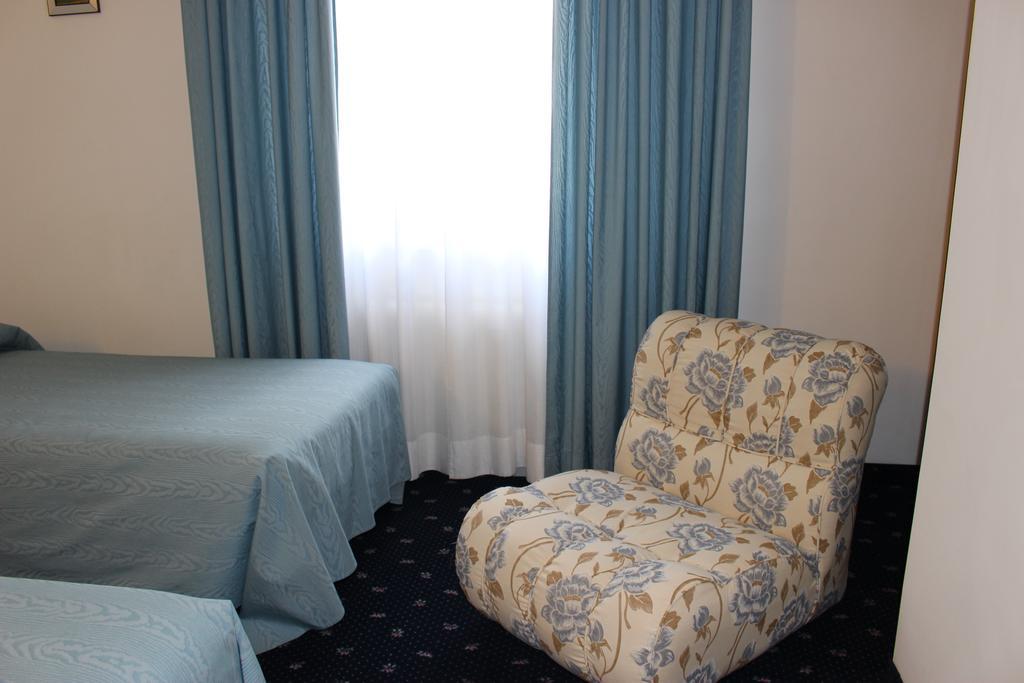 Hotel Pinolo 구비오 외부 사진