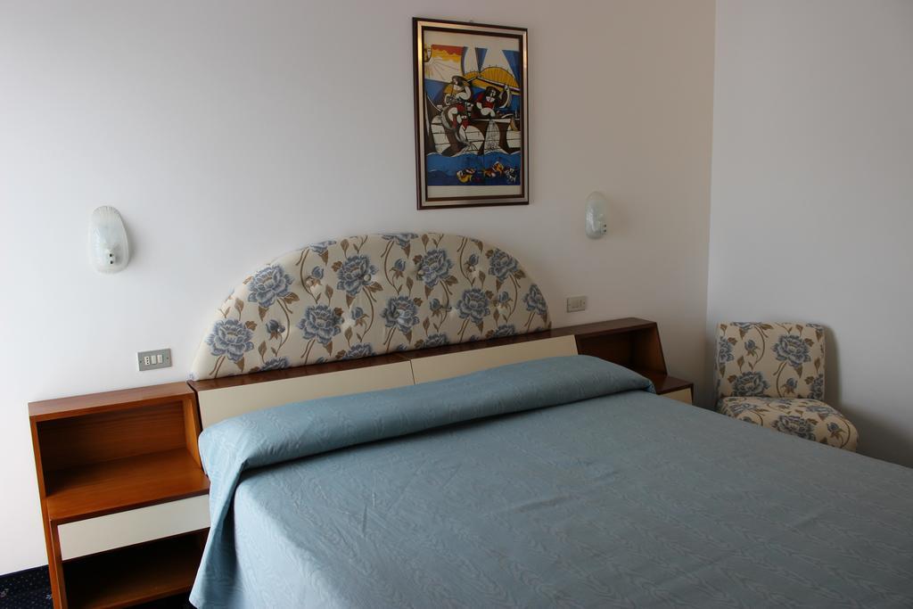 Hotel Pinolo 구비오 외부 사진